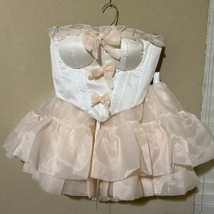 Pastel pink and White 4 piece bow set